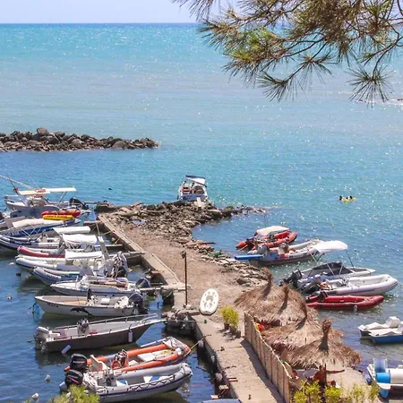 Ruby Grace * Durres
